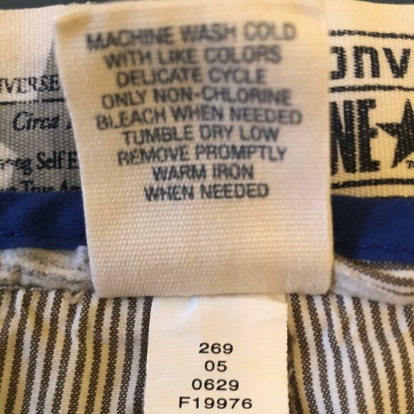 NEW (NWOT) Converse One Star taupe/white pinstripe shorts sz 14 - Picture 8 of 8